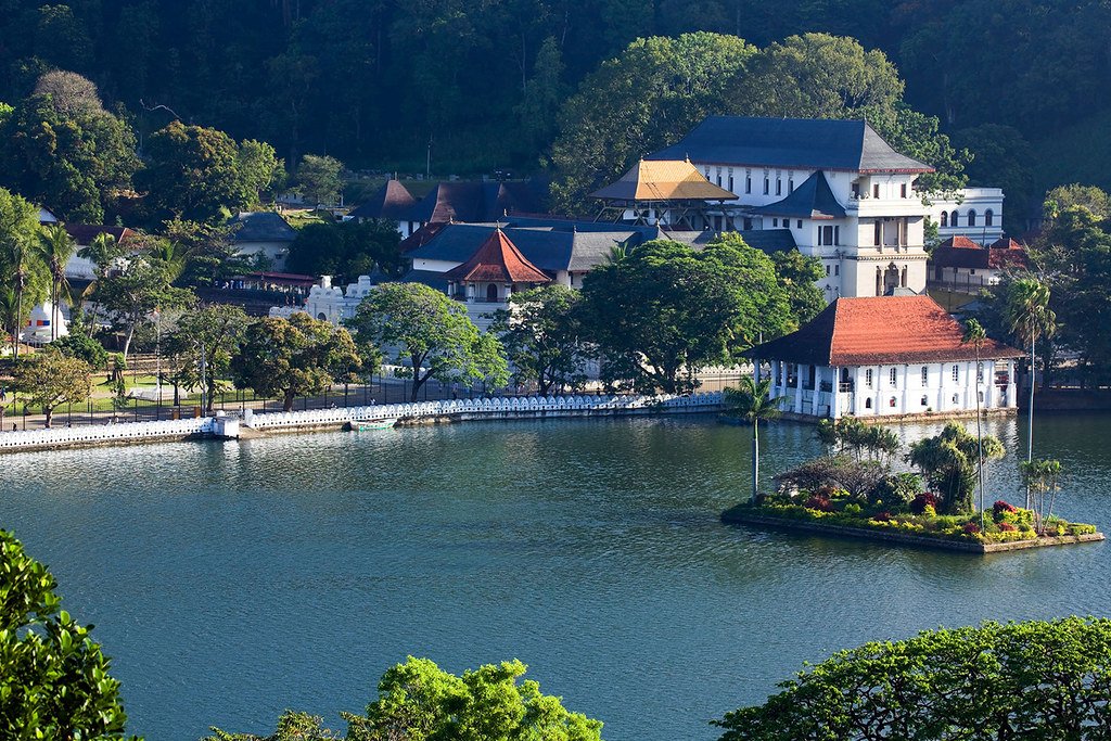 Habarana ➝ Kandy
